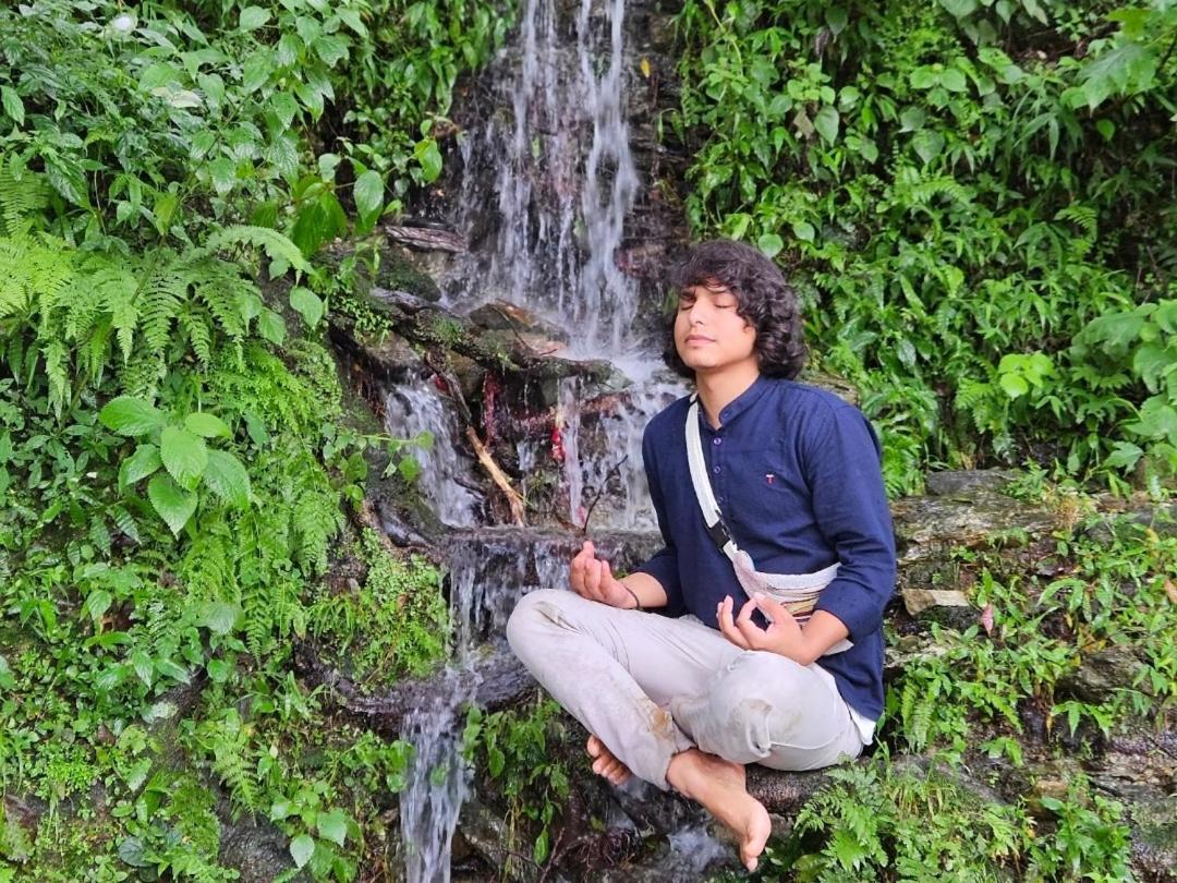 Katyuri Kings Divine Stay- Babaji'S Cave Dwarahat Kültér fotó