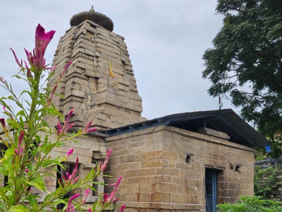 Katyuri Kings Divine Stay- Babaji'S Cave Dwarahat Kültér fotó
